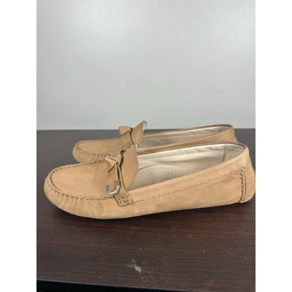 Cole Haan Evelyn Bow Driver Loafer Birch Beige Nubuck Size 9.5 Women’s